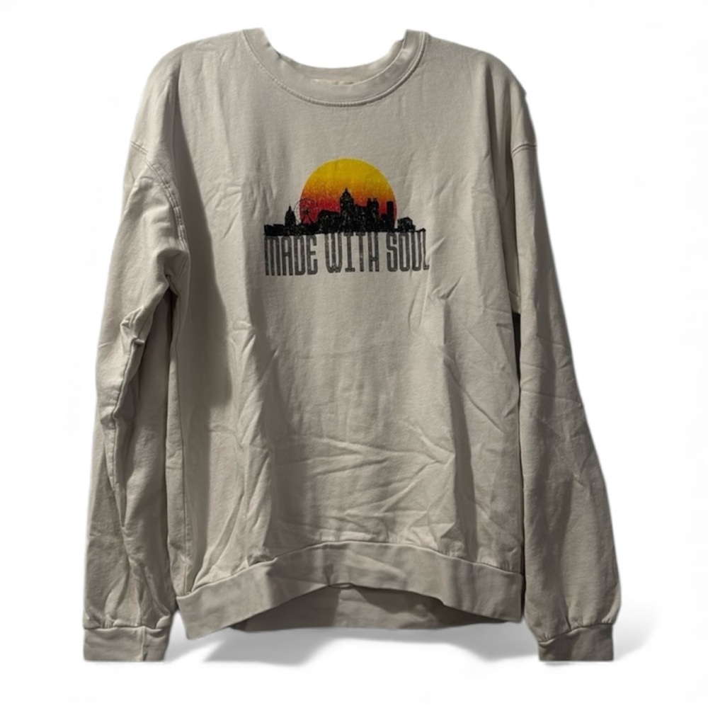 Urban Outfitters Atlanta Graphic Sweatshirt Cream NWT S/M - Picture 3 of 5